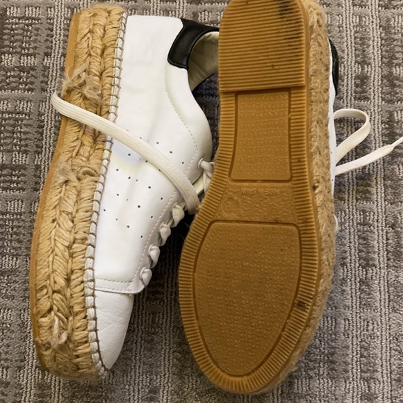 GENTLY WORN PLATFORM SHOE BOX SNEAKER - Picture 4 of 6